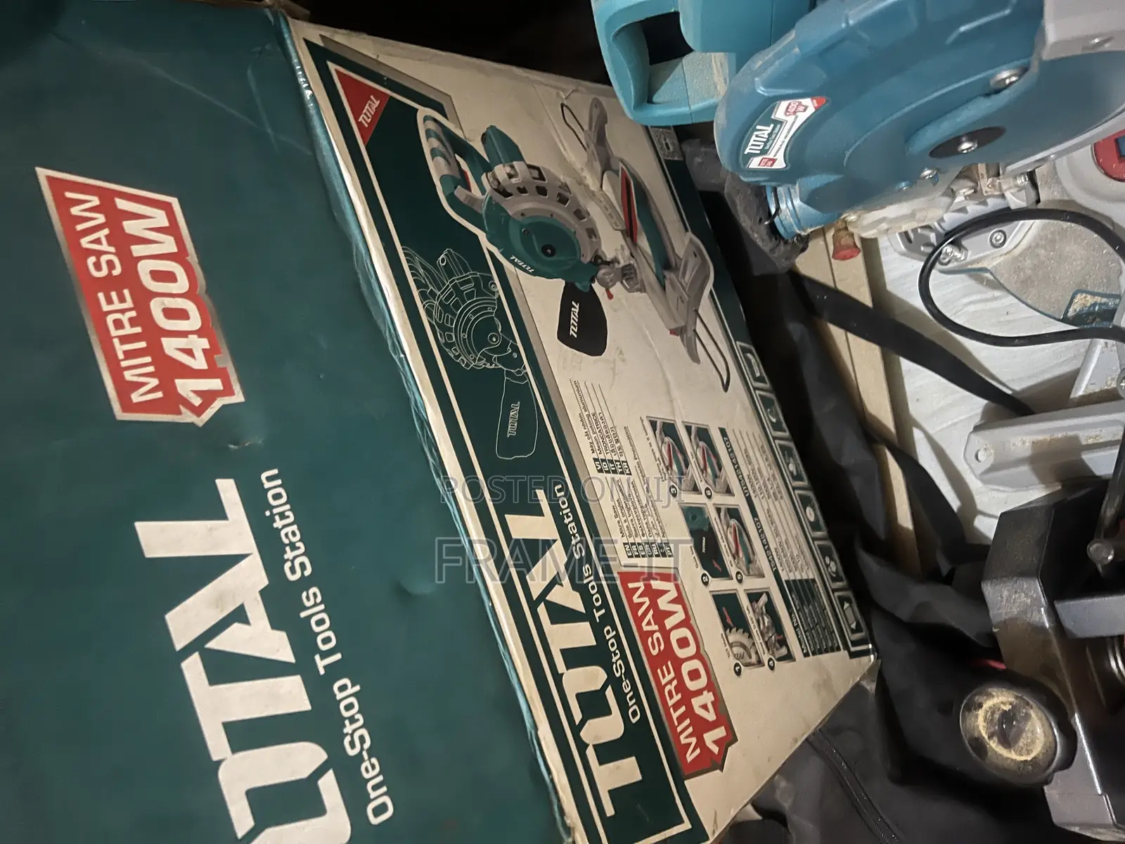 Table Saw,Mitre Saw Orbital Sander–Slightly Used,Great Con