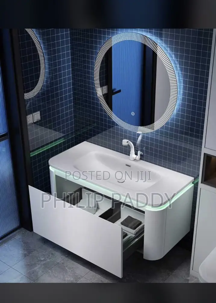 Sink With Mirror