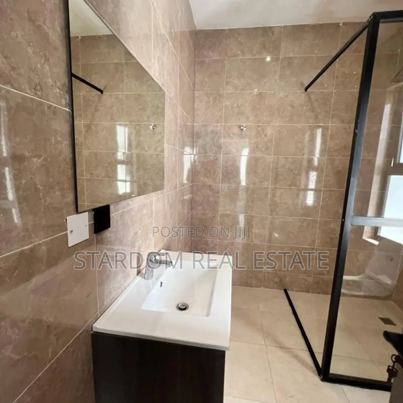 3bdrm Duplex in Ashaley Botwe for rent