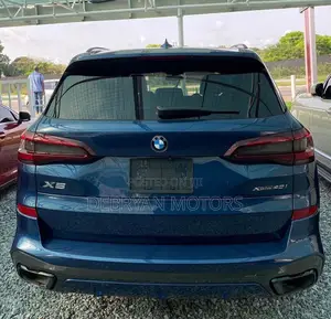 BMW X5 xDrive40i 2021 Blue