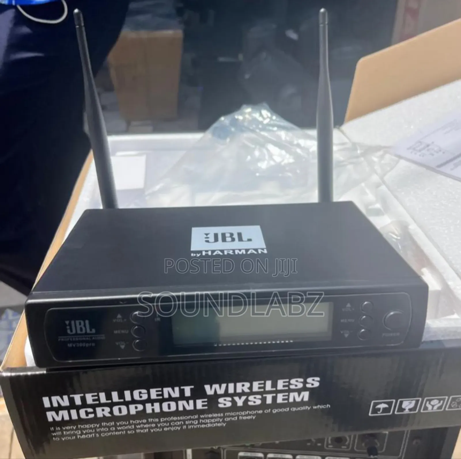 JBL Mv300pro Intelligent Wireless Microphone