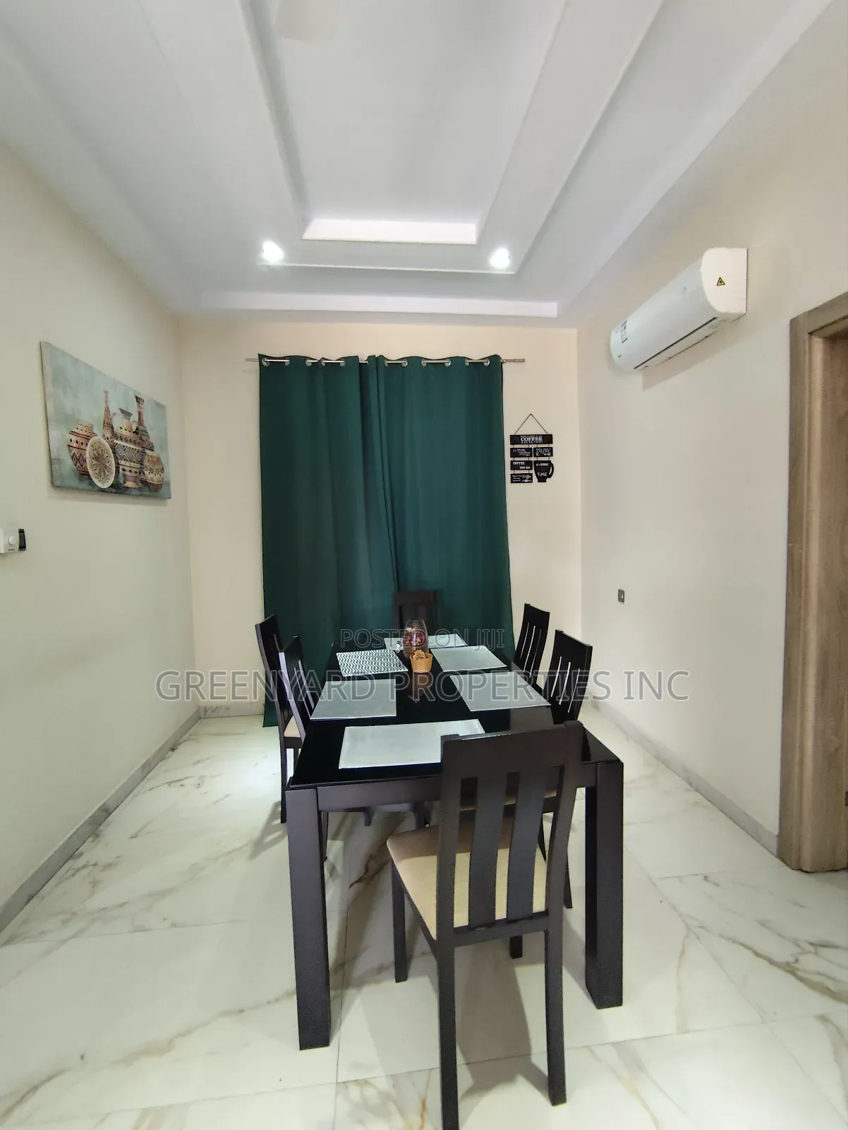 4bdrm Townhouse / Terrace in Adjiringanor, East Legon for rent
