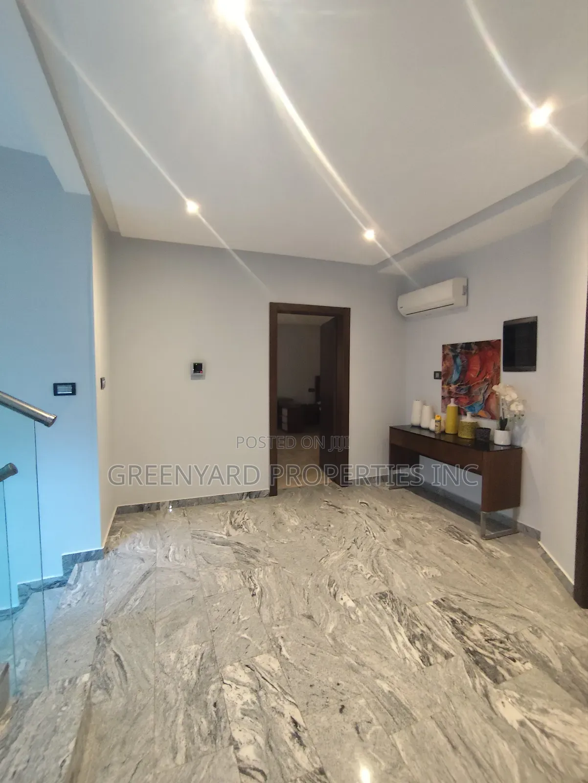 Furnished 4bdrm Townhouse / Terrace in Ghana Link, East Legon for rent
