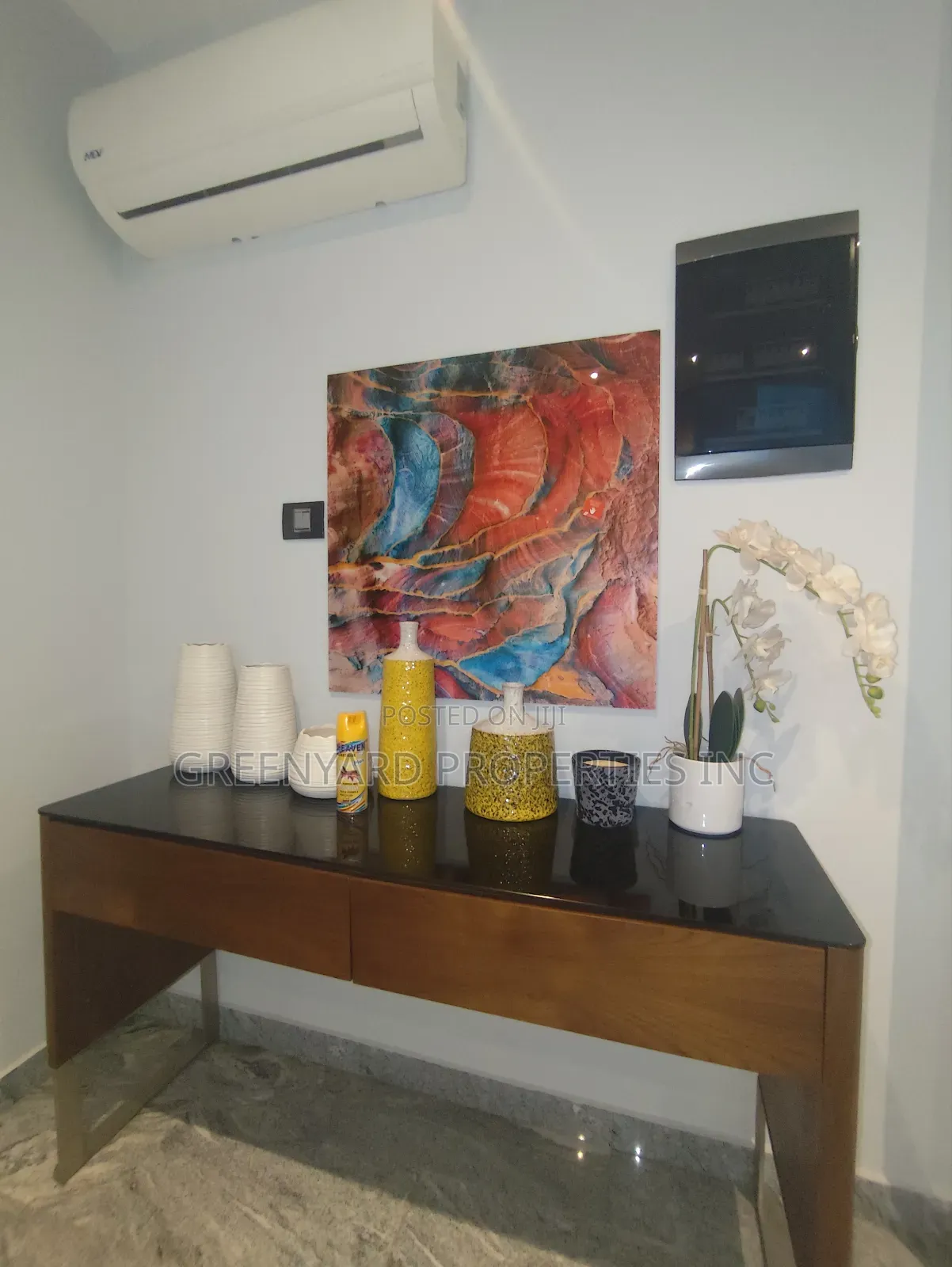 Furnished 4bdrm Townhouse / Terrace in Ghana Link, East Legon for rent