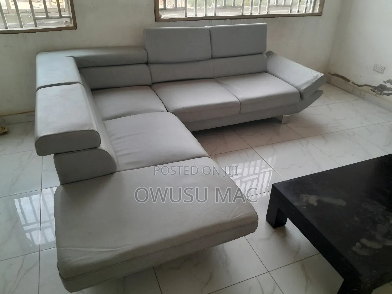 L Sofa Use