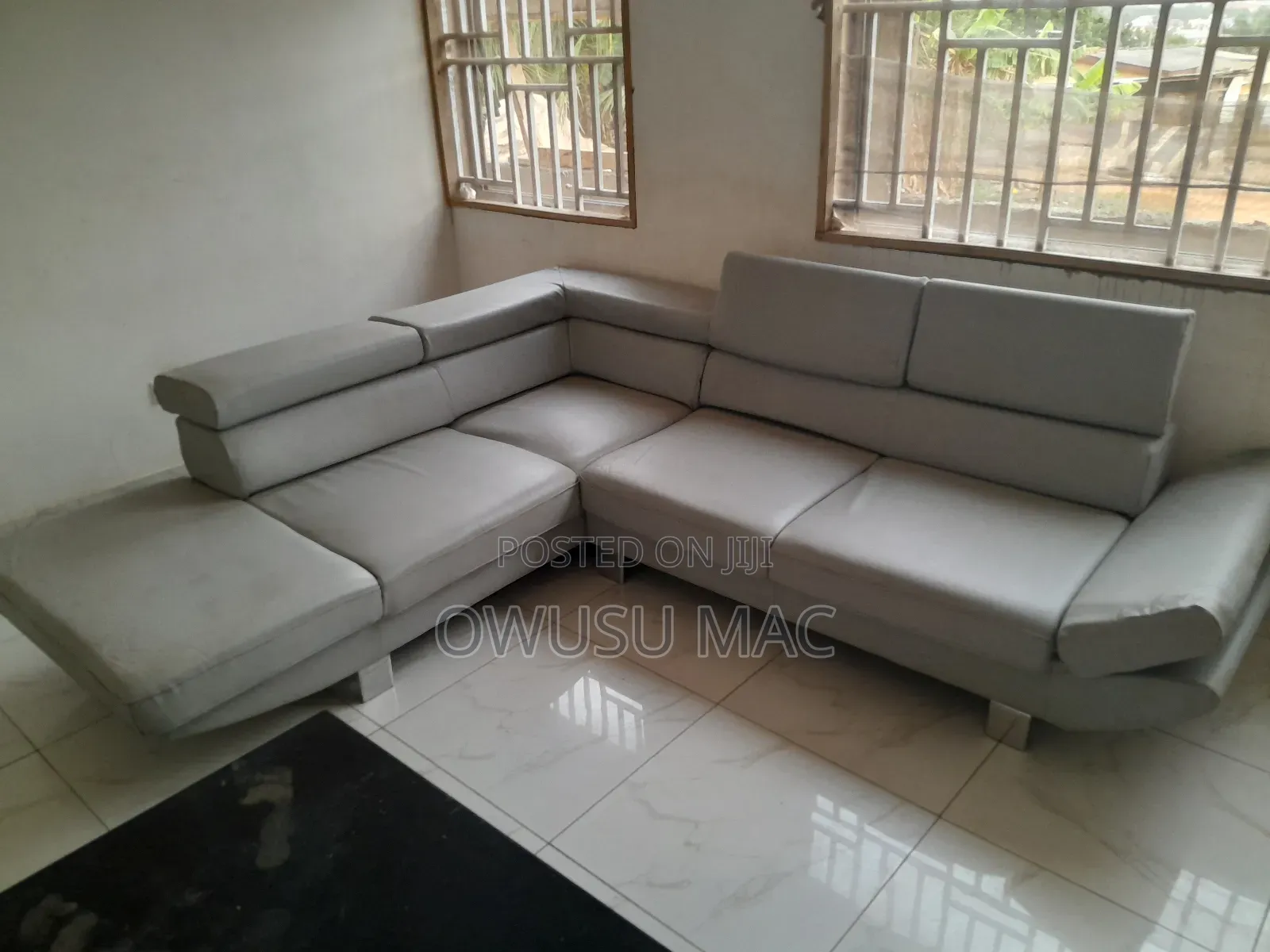 L Sofa Use