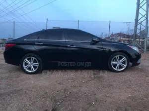 Hyundai Sonata Limited 2.0T Sedan (2.0L 4cyl 6A) 2012 Black