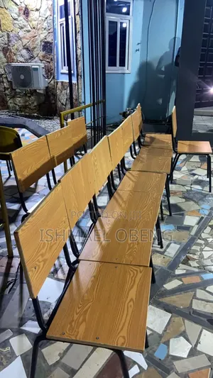 Strong Laminated Chairs