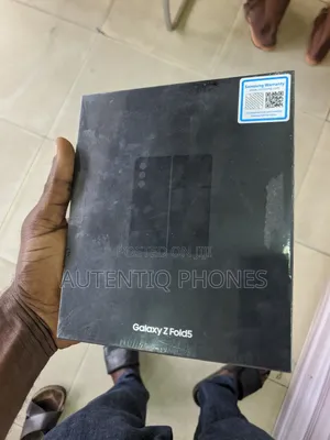 New Samsung Galaxy Z Fold 5 256 GB Black