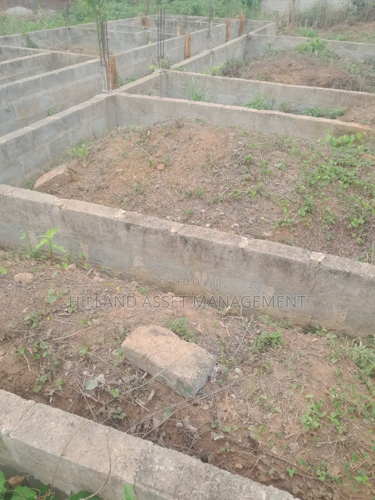Land With Footings Forsale at Adietem-Mpatado
