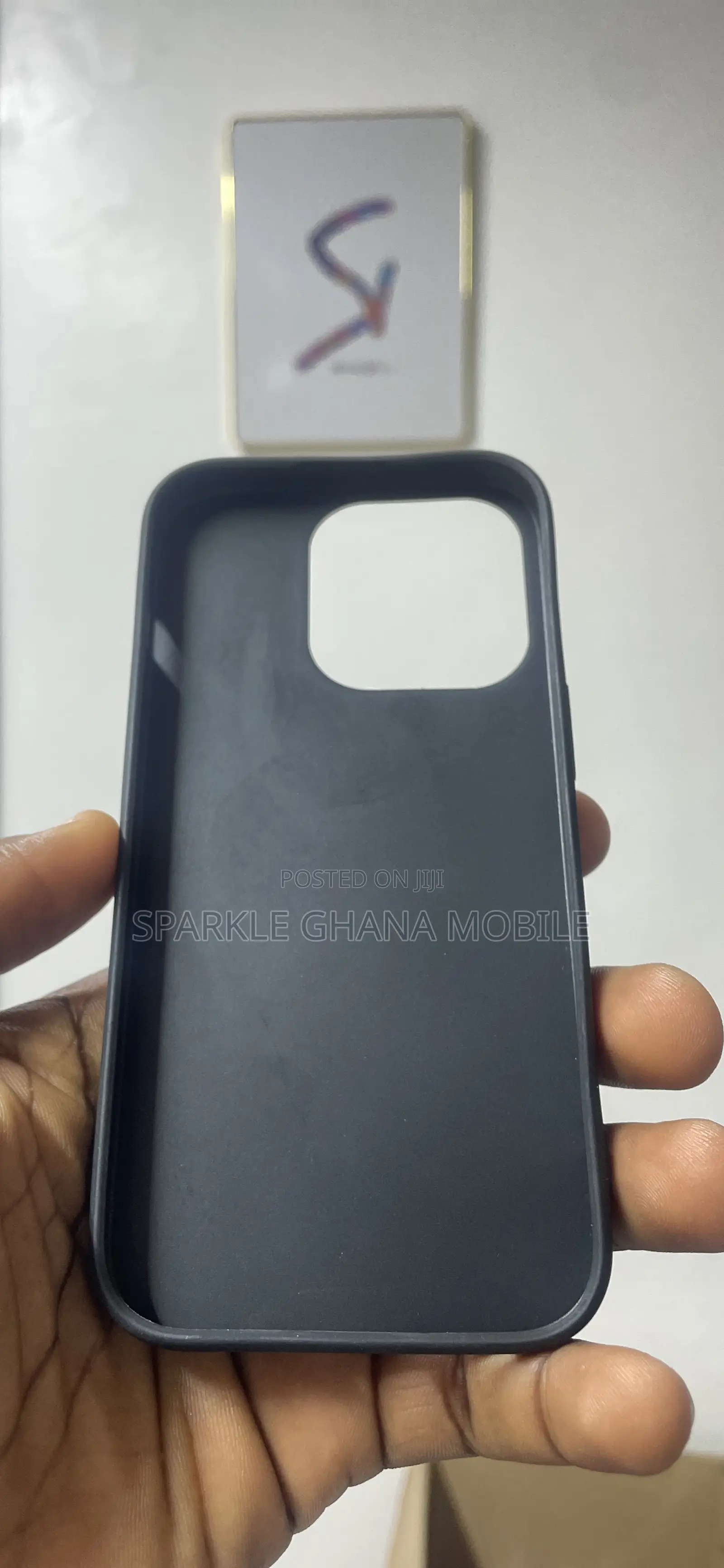 iPhone 13 Pro Happy Day Case