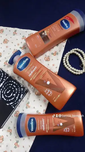 Vaseline Cocoa Radiant Lotion 600ml (Big Size)