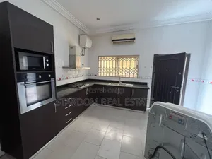 4bdrm Duplex in Adjiringanor, East Legon for rent