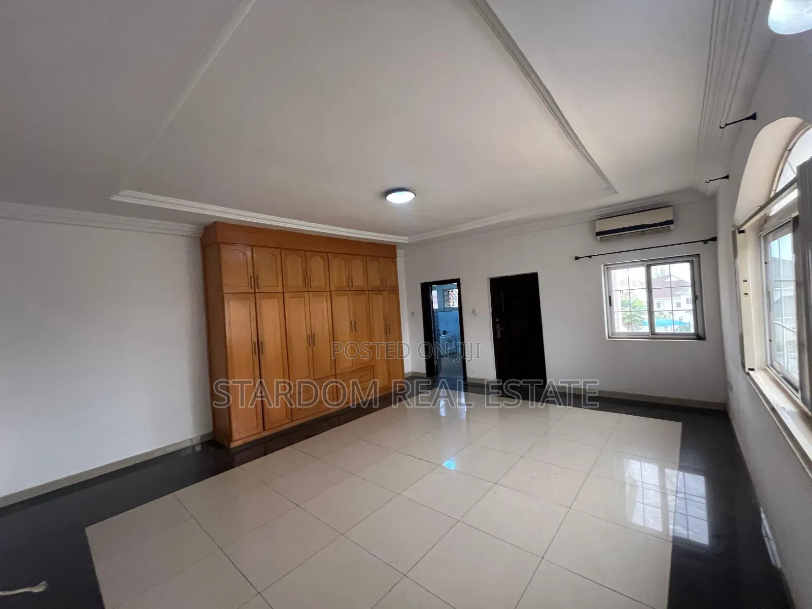4bdrm Duplex in Adjiringanor, East Legon for rent