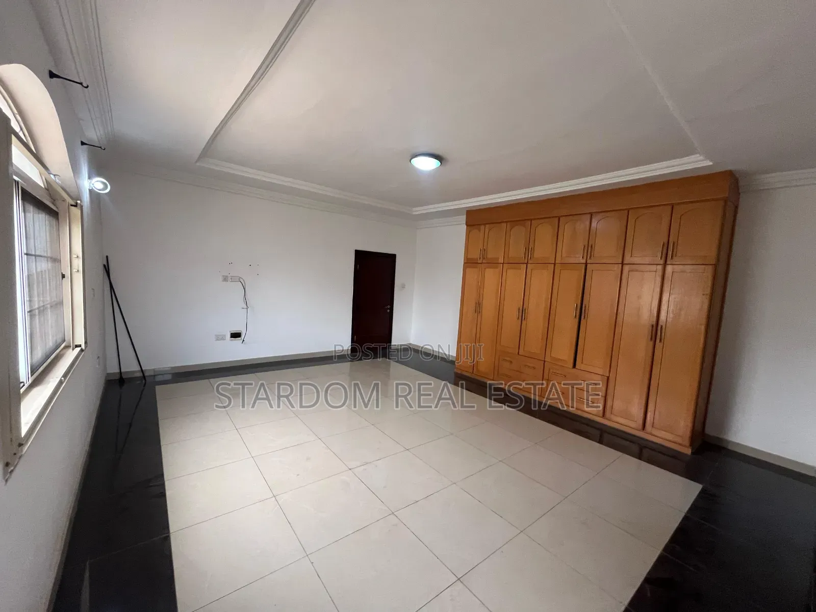 4bdrm Duplex in Adjiringanor, East Legon for rent