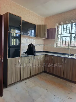 2bdrm Apartment in The Dorns Properties, New Town for rent