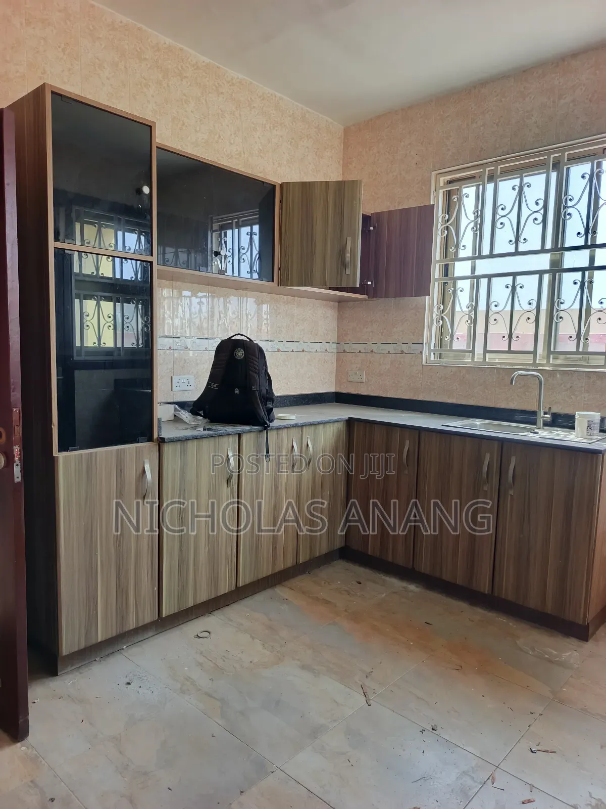 2bdrm Apartment in The Dorns Properties, New Town for rent