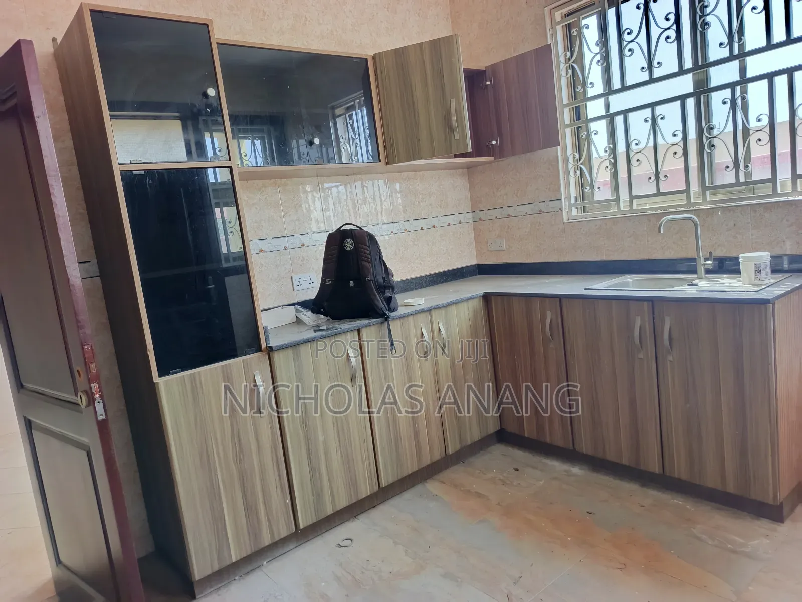 2bdrm Apartment in The Dorns Properties, New Town for rent