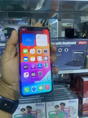 Apple iPhone 11 64 GB White