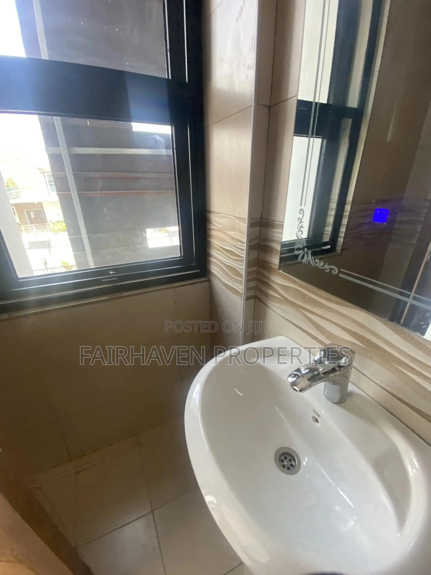 2bdrm Apartment in East Legon for rent