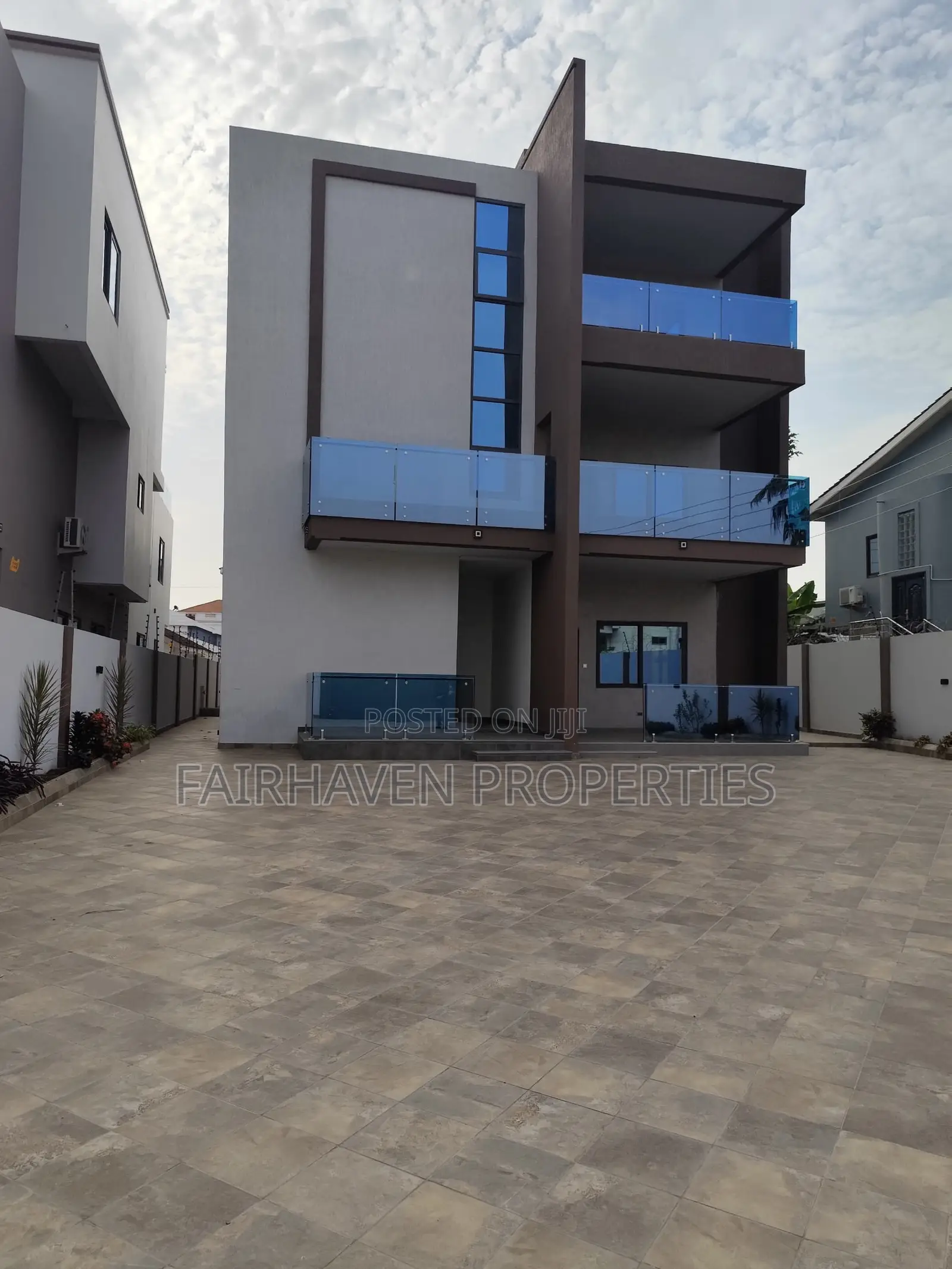 3bdrm Apartment in East Legon for rent