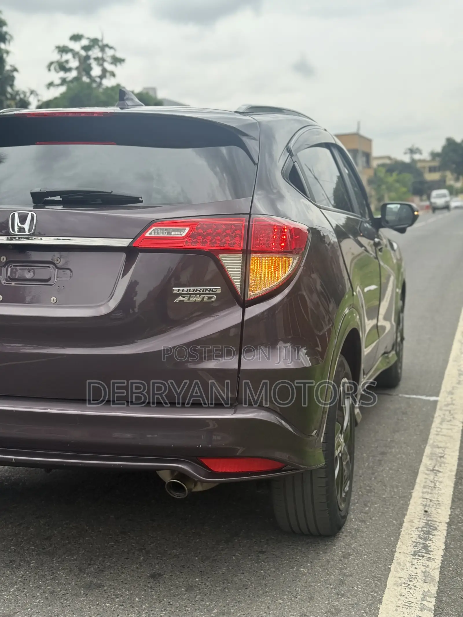 Honda HR-V Touring AWD 2019 Purple