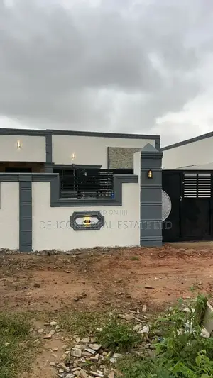 3bdrm House in De-Icons Real Estate, Oyarifa for sale