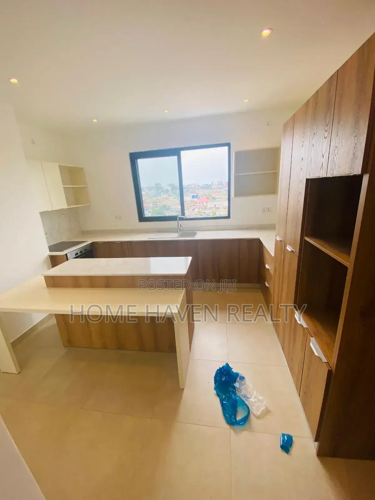 3bdrm Apartment in Dzorwulu for rent