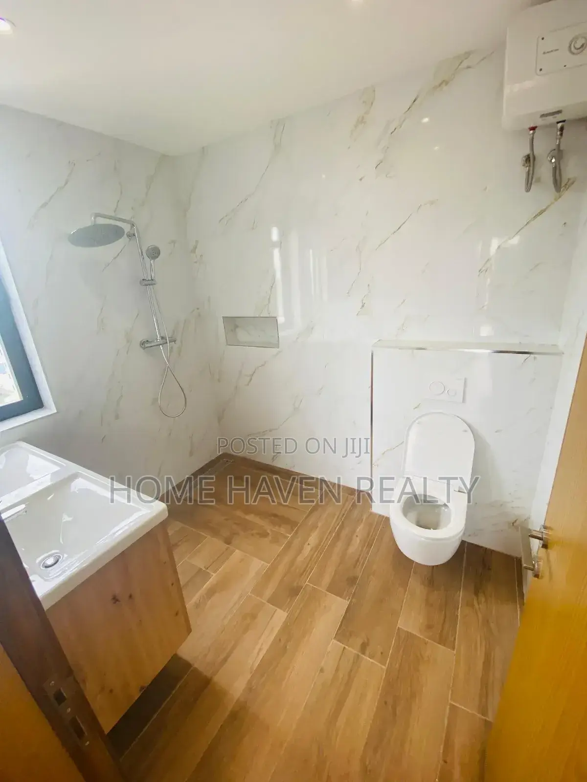 3bdrm Apartment in Dzorwulu for rent