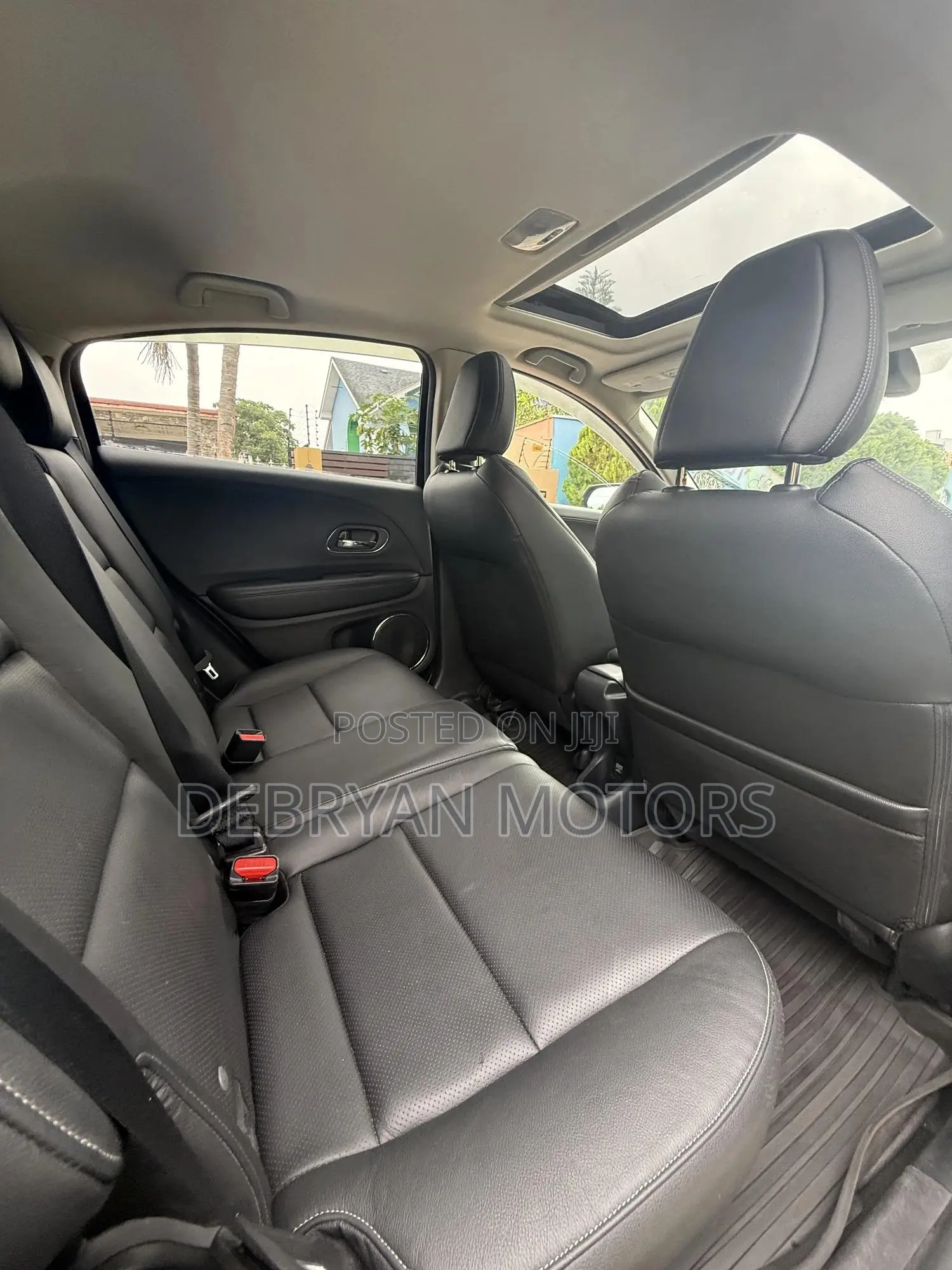 Honda HR-V Touring AWD 2019 Purple