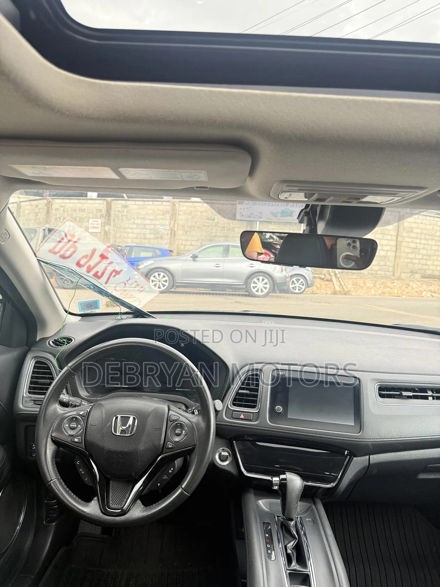 Honda HR-V Touring AWD 2019 Purple