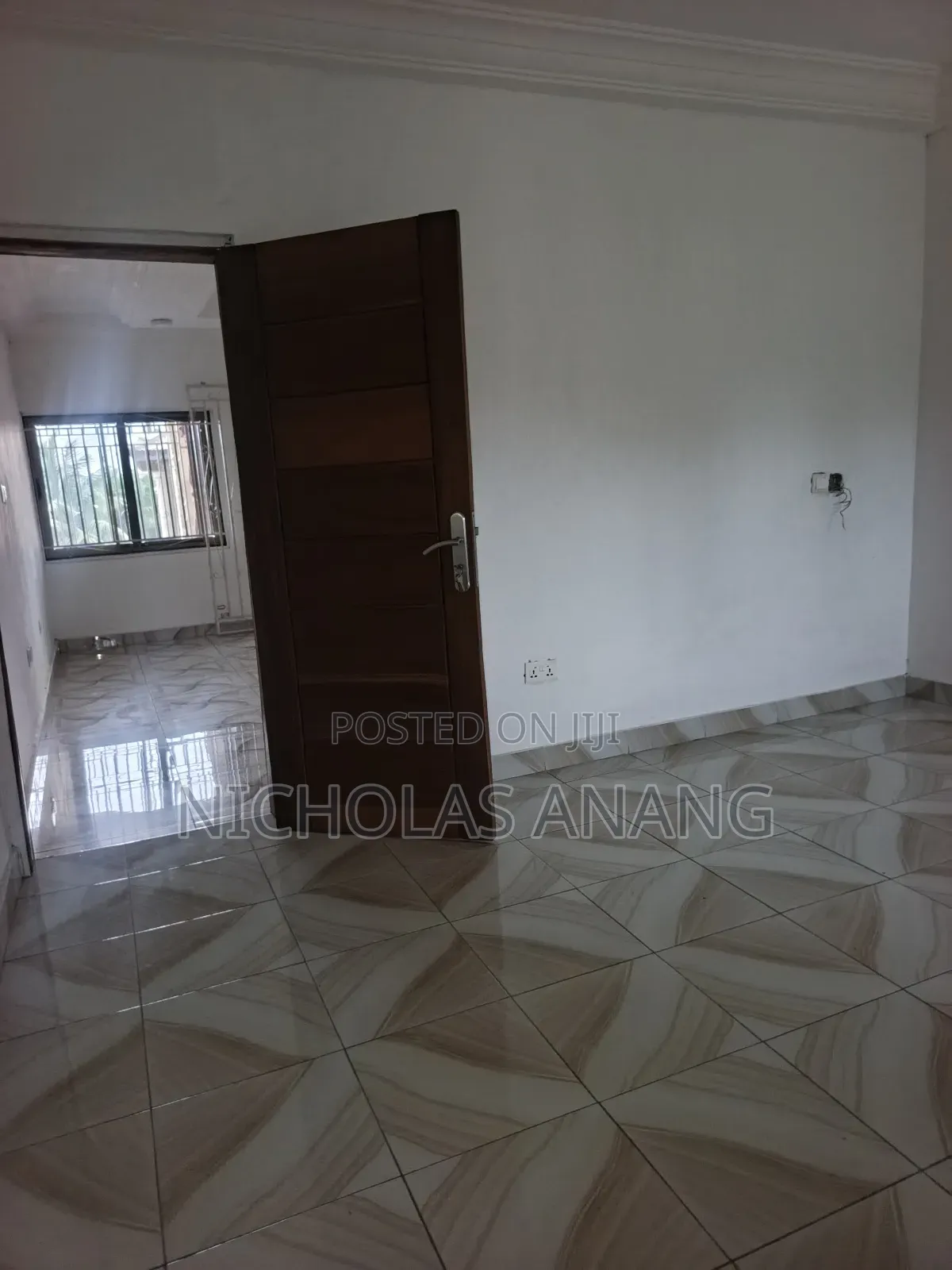2bdrm Apartment in The Dorns Properties, New Town for rent