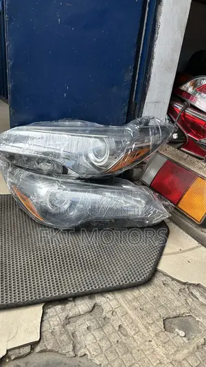 Toyota Camry Headlights 2014,2015,2016,2017,2018,2019