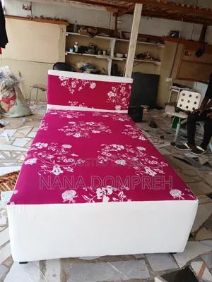 Red and White One and a Halve Bed
