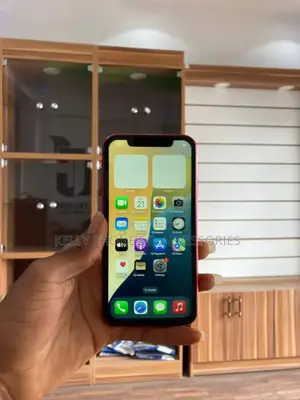 Apple iPhone 11 128 GB Red