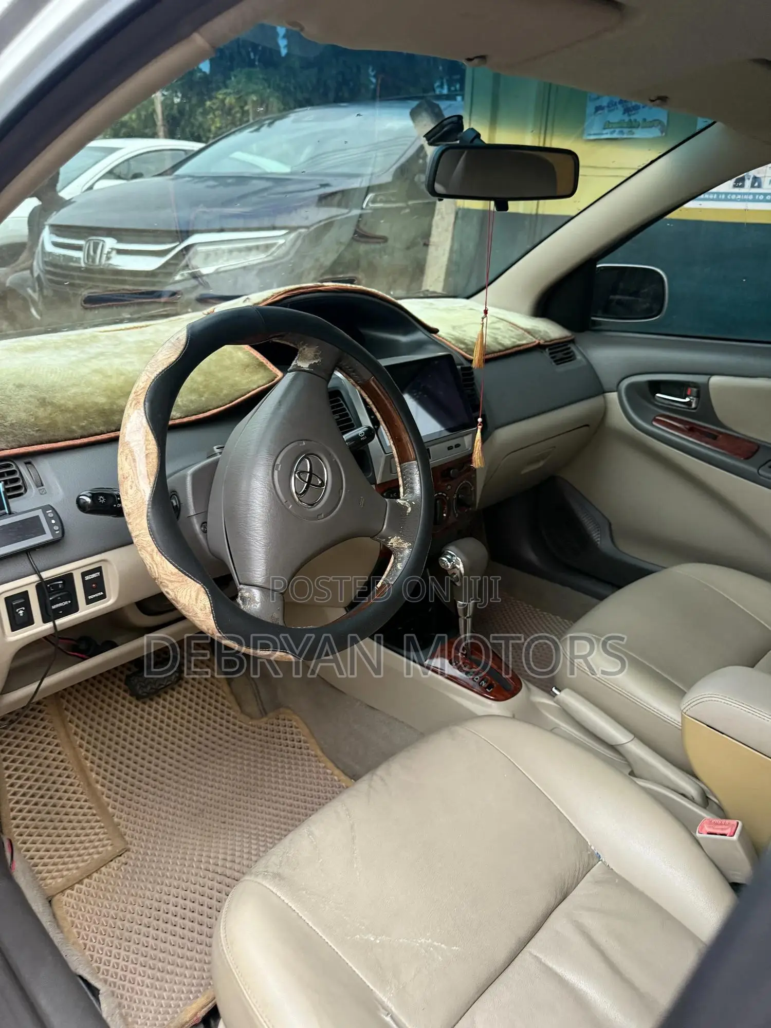 Toyota Vios 2010 Silver