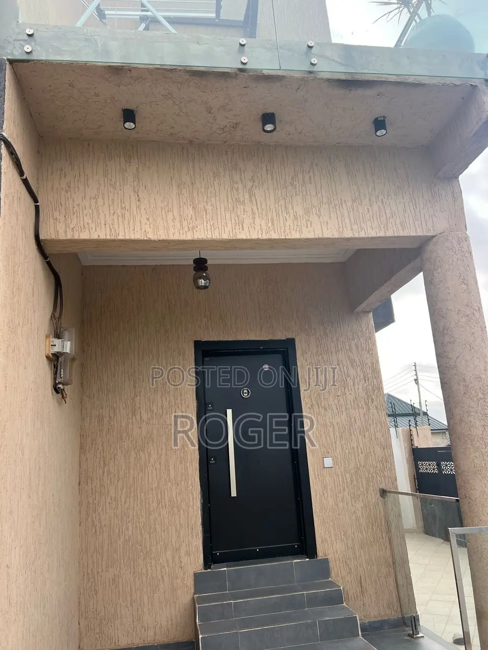 4bdrm House in John Teye, Ofankor for sale