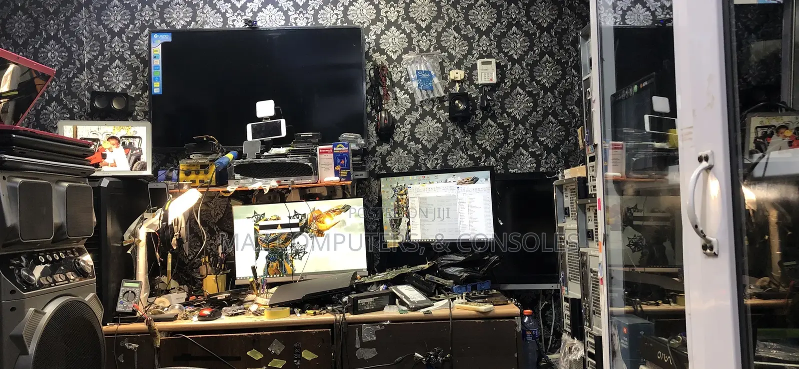 Computer Technician/Repairer/Engineer