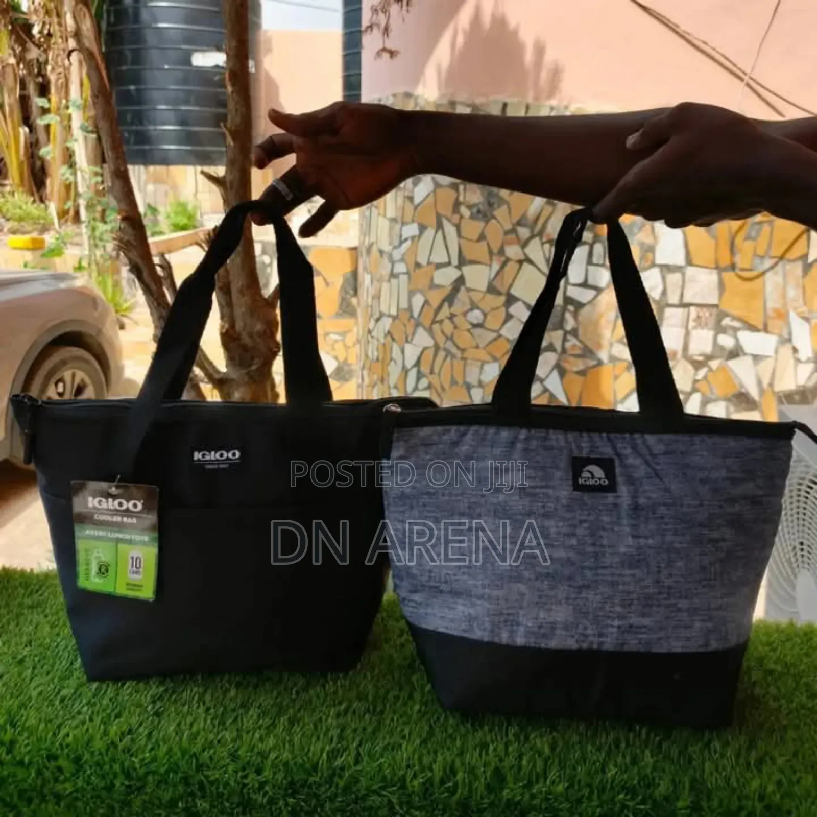 Igloo Tote Insulated Lunch Bag 10 Cans Capacity