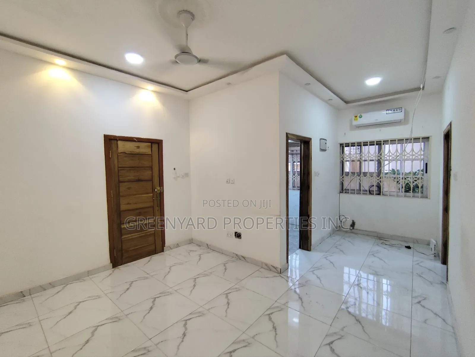 1bdrm Room & Parlour in Motorway, Adjiriganor for rent