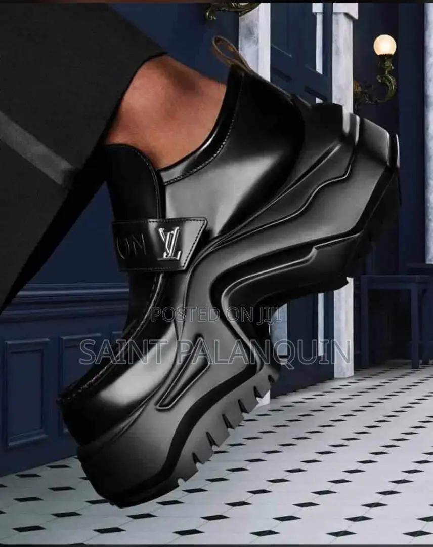 Louis Vuitton Men Sneaker
