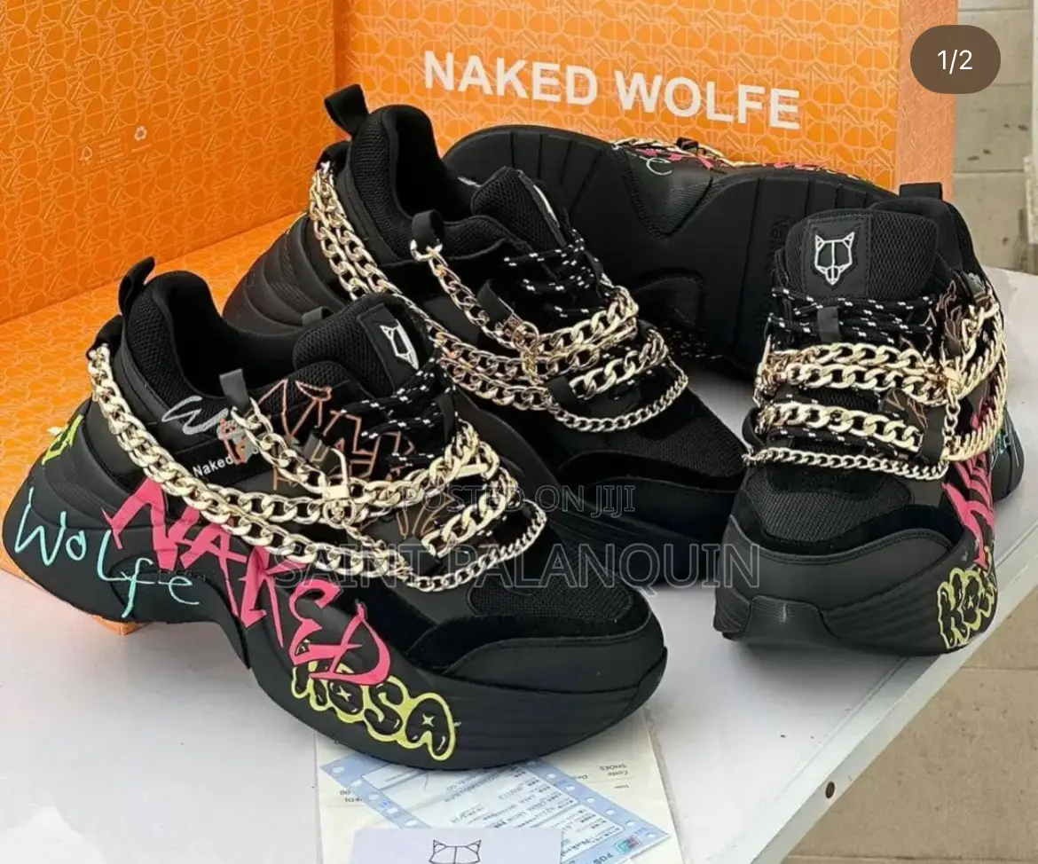 Naked Wolfe