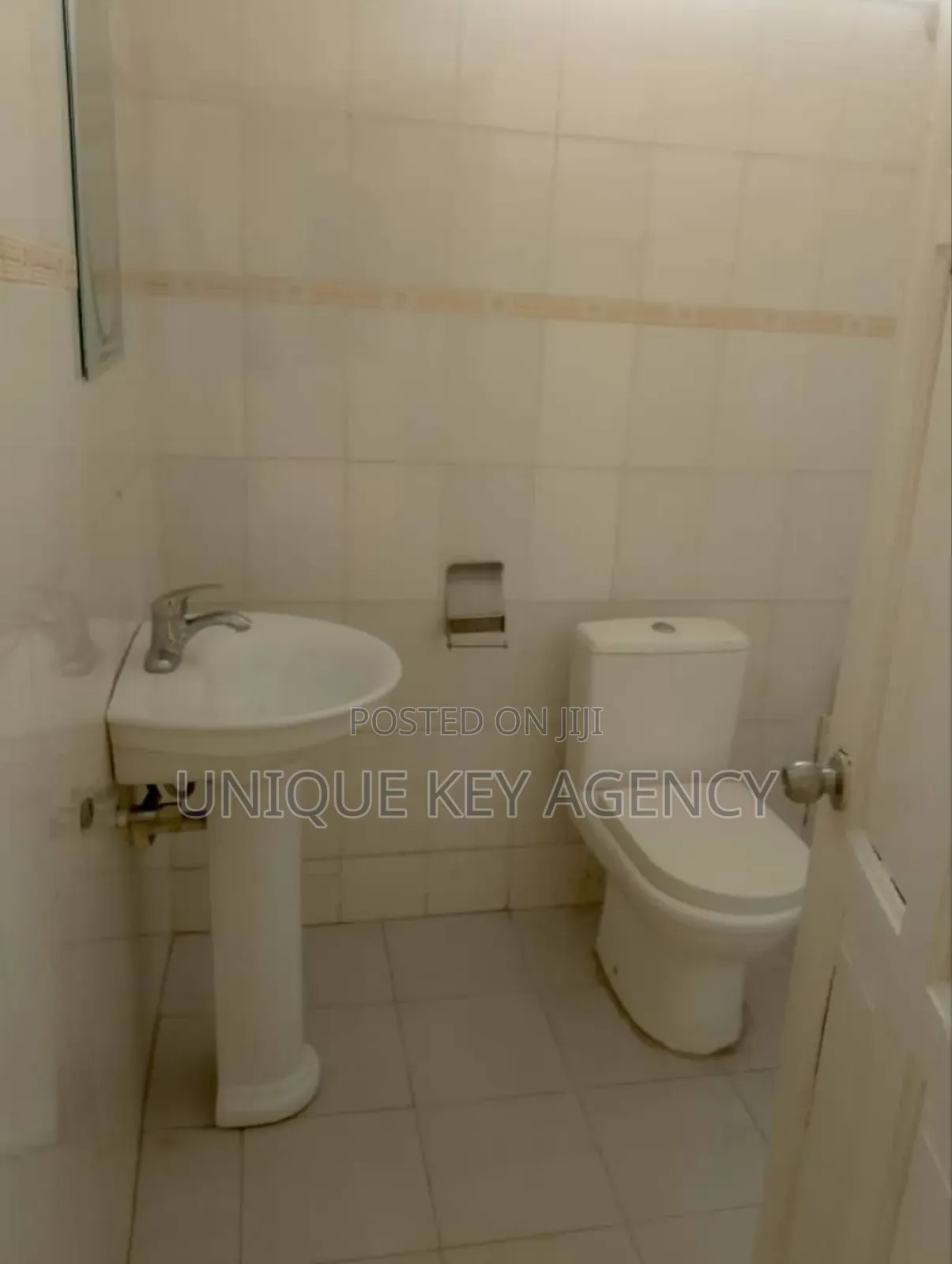 3bdrm House in Unique Key Agency, Abelemkpe for rent