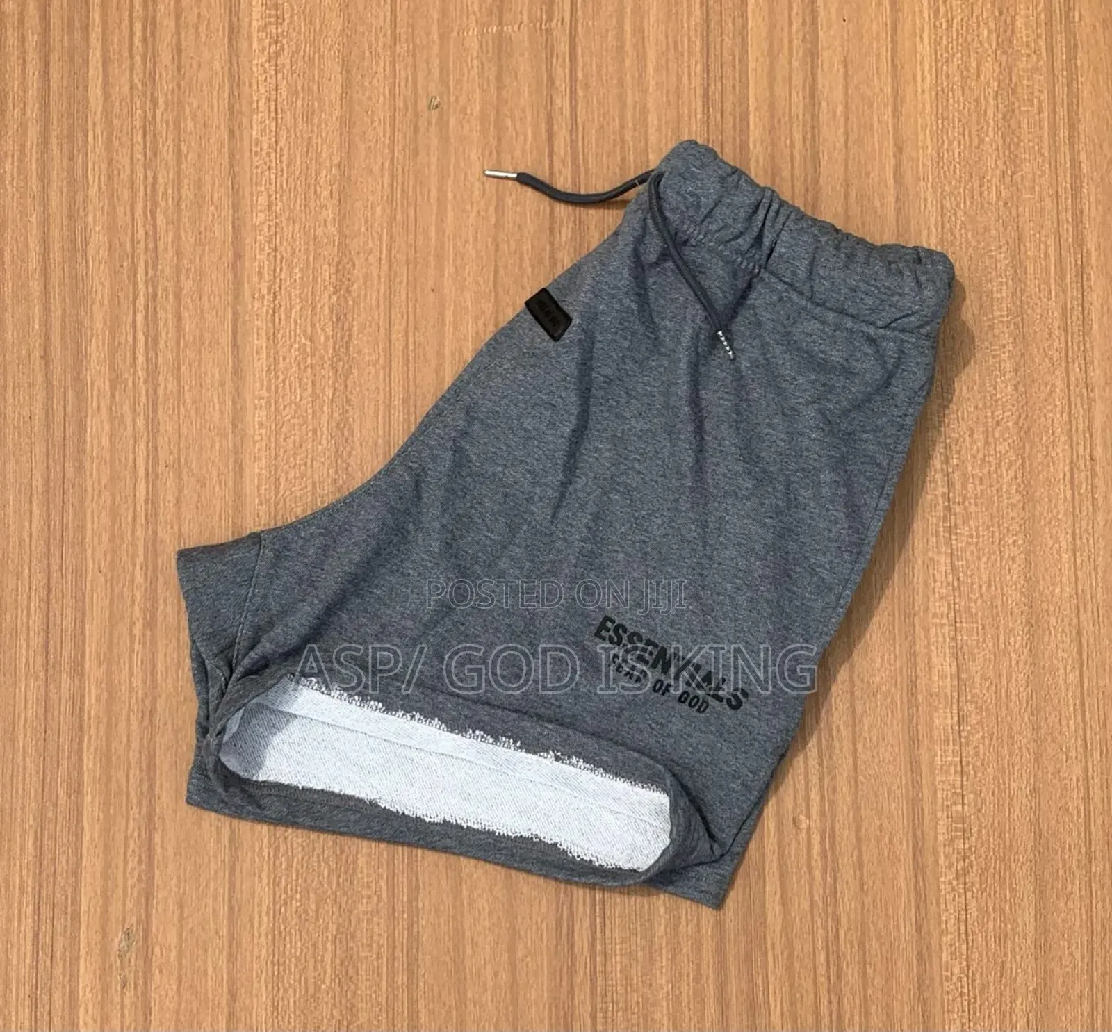 Essentials Shorts