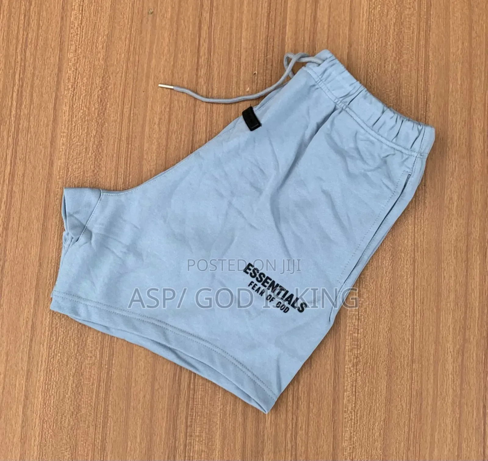 Essentials Shorts
