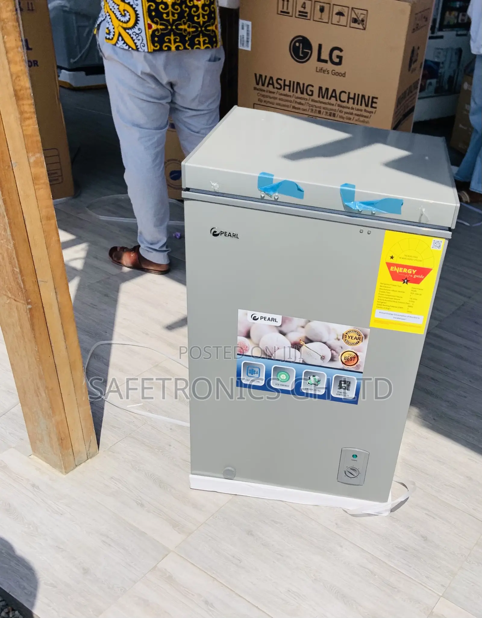Newly Best Singledoor Pearl 100 Liters Grey Chestfreezer