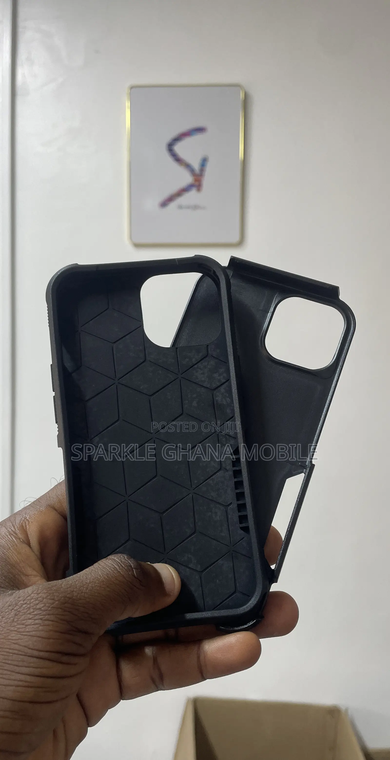 Apple iPhone 13 Black Stylish Case