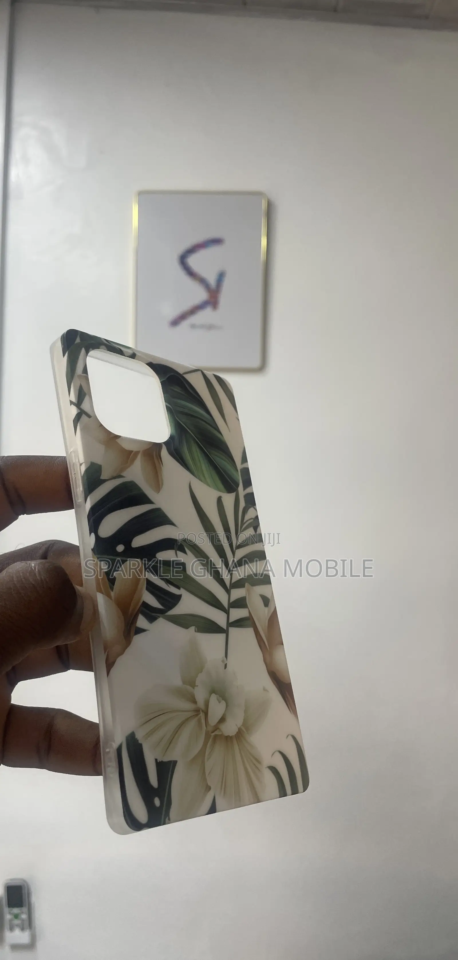 iPhone 12 Pro Max Square Leaf Flower Case