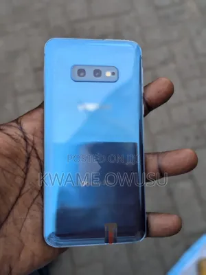 Samsung Galaxy S10e 128 GB Blue