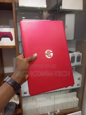 Laptop HP 15 4GB Intel HDD+SSD 128GB